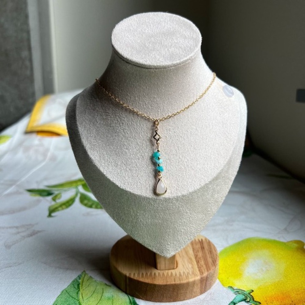 Western Turquoise Stone White Jade Clover Charm Casual Boho Teardrop Necklace